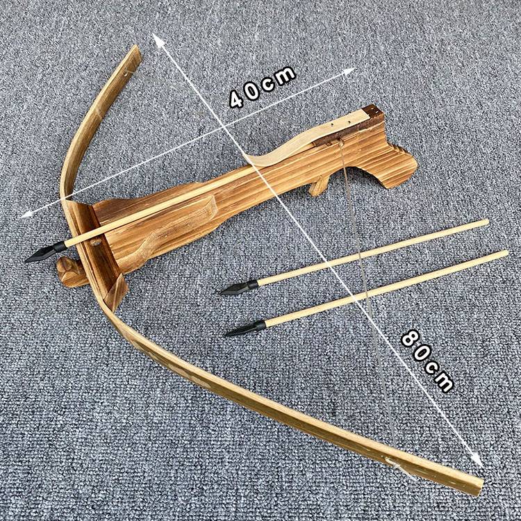 Big crossbow + 3 arrows